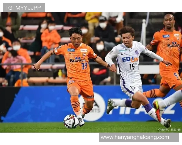清水鼓动与神户胜的激烈对决展现足球魅力与团队精神